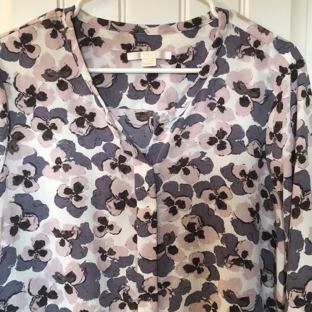 c & e. Size XL. - Picture 3 of 4
